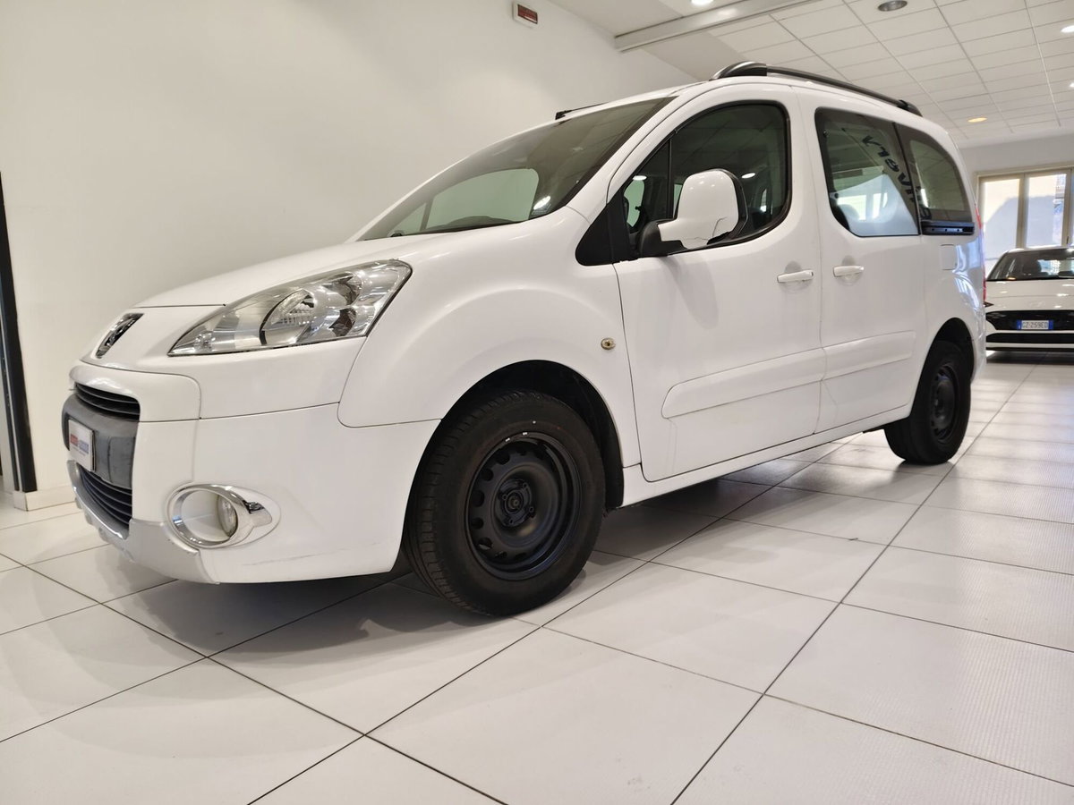 Peugeot Partner Mix 1.6 8V HDi 92 FAP Active (14)