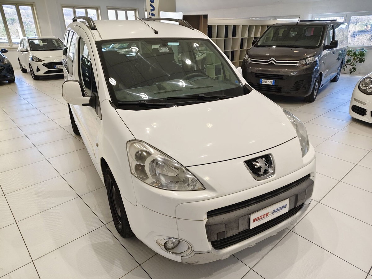 Peugeot Partner Mix 1.6 8V HDi 92 FAP Active (9)