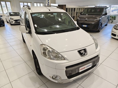 Peugeot Partner Mix 1.6 8V HDi 92 FAP Active (9)