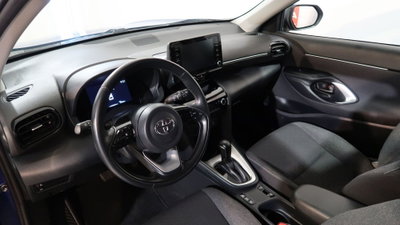 Toyota Yaris Cross 1.5h GR Sport Black Sky fwd 116cv e-cvt (2)