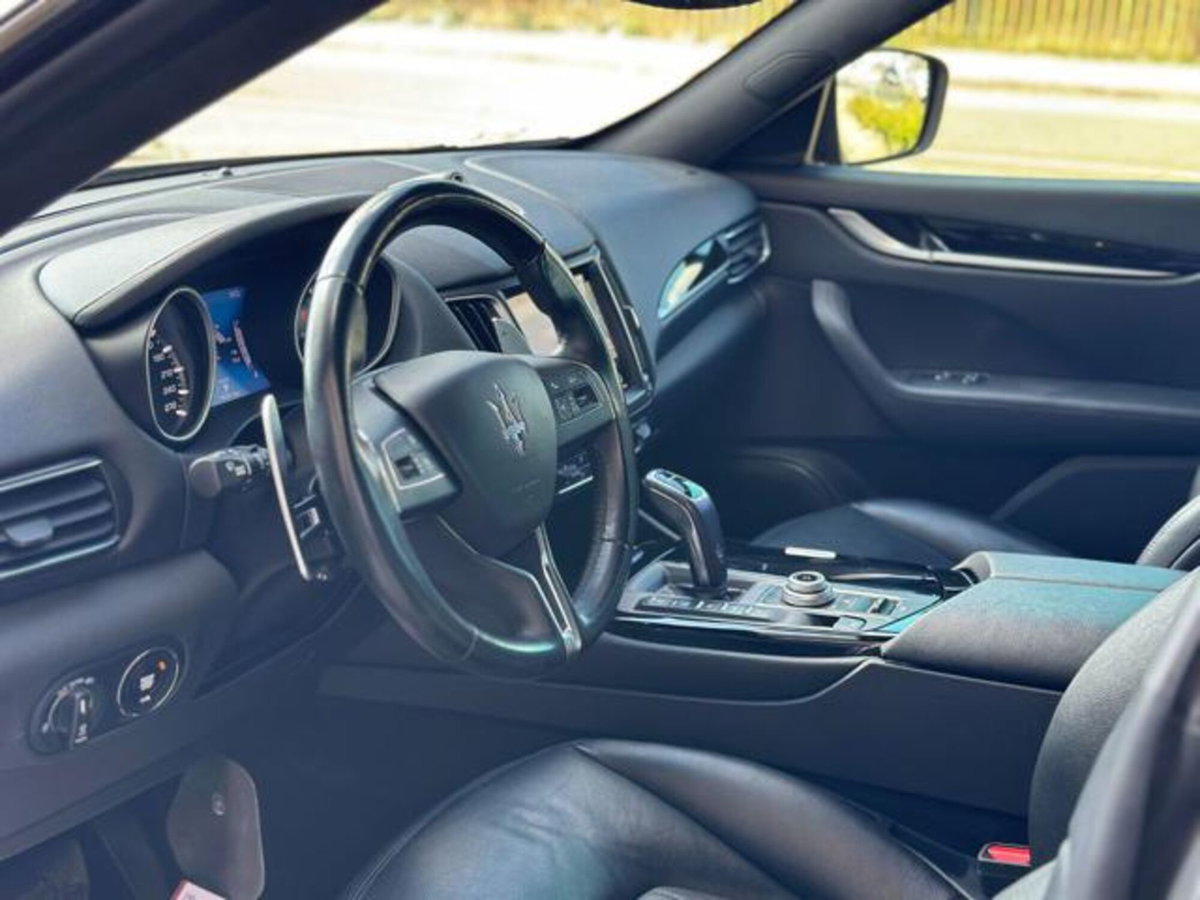 Maserati Levante Levante V6 Diesel AWD Granlusso (5)