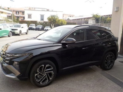 Hyundai Tucson 1.6 hev Exellence 4wd auto (2)