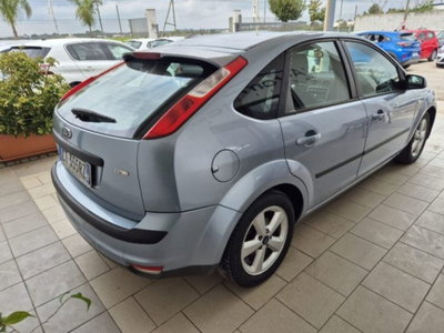 Ford Focus 1.6 TDCi (110CV) 5p. ECOnetic DPF (3)