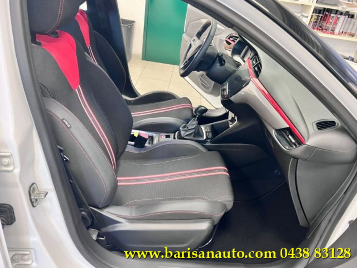Opel Corsa 1.2 100 CV GS Line (6)