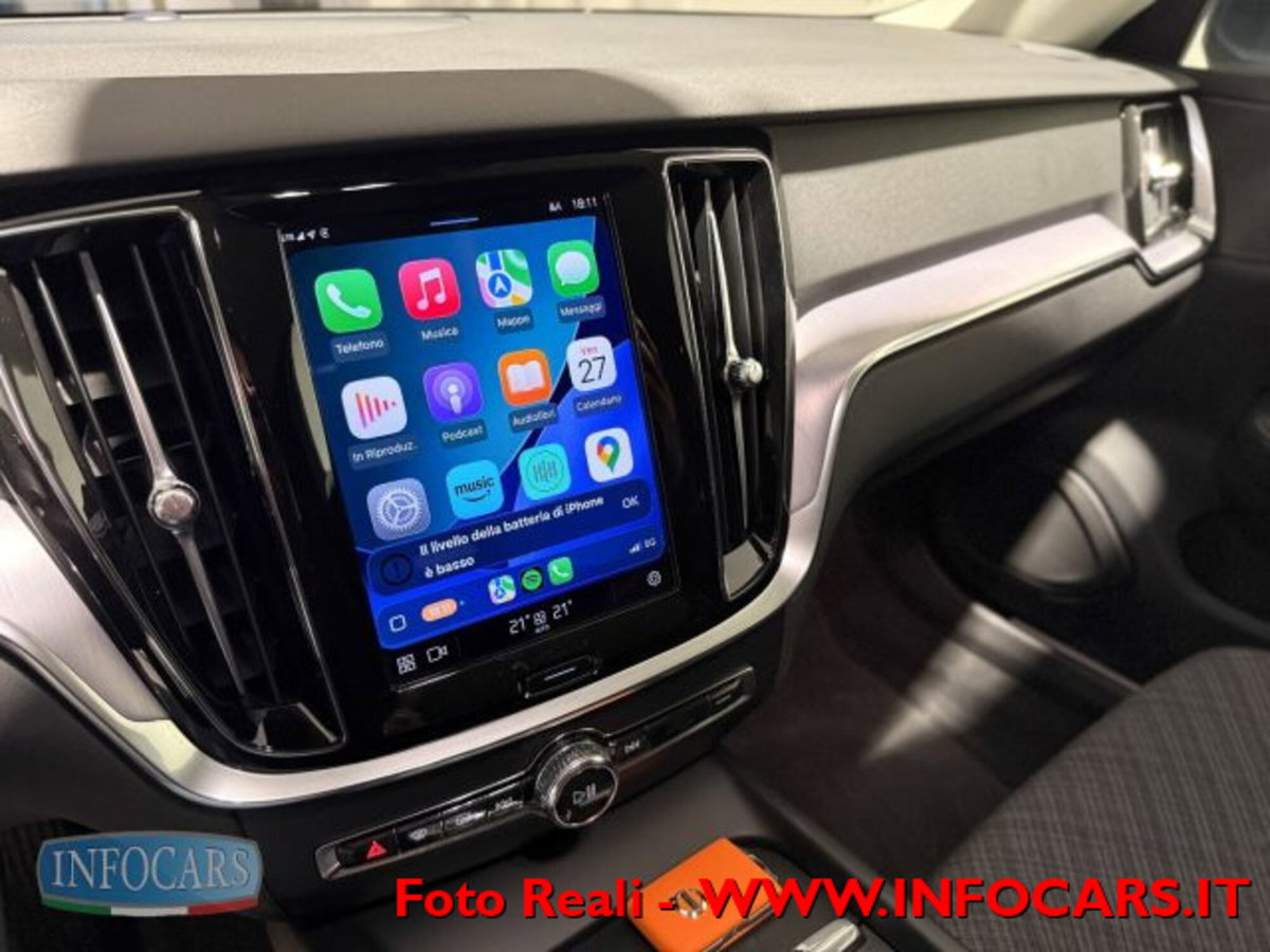 Volvo V60 B4 (d) automatico Core (19)