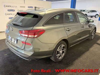 Hyundai i30 Station Wagon 1.0 t-gdi 48V Prime 120cv dct (2)