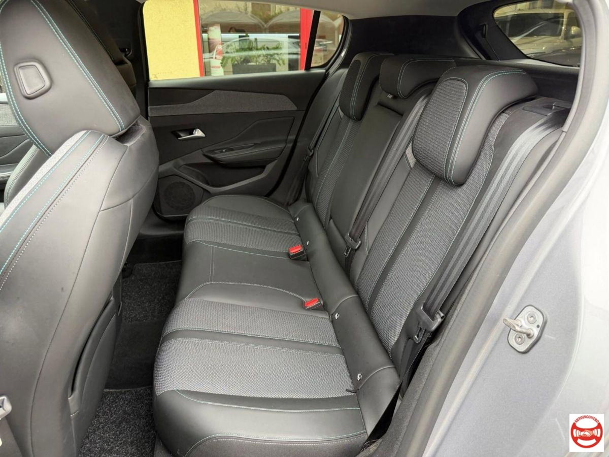 Peugeot 308 BlueHDi 130 S&S EAT8 Allure Pack (12)
