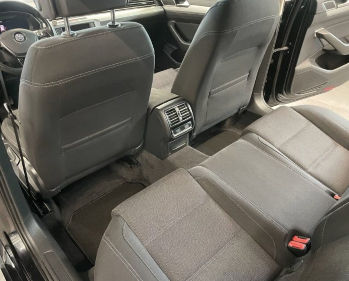 Volkswagen Passat Variant 1.6 TDI Business BlueMotion Technology (10)