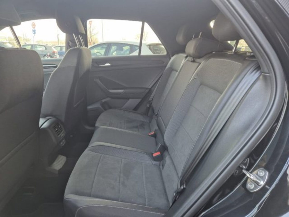Volkswagen T-Roc 2.0 tdi Style 115cv (7)