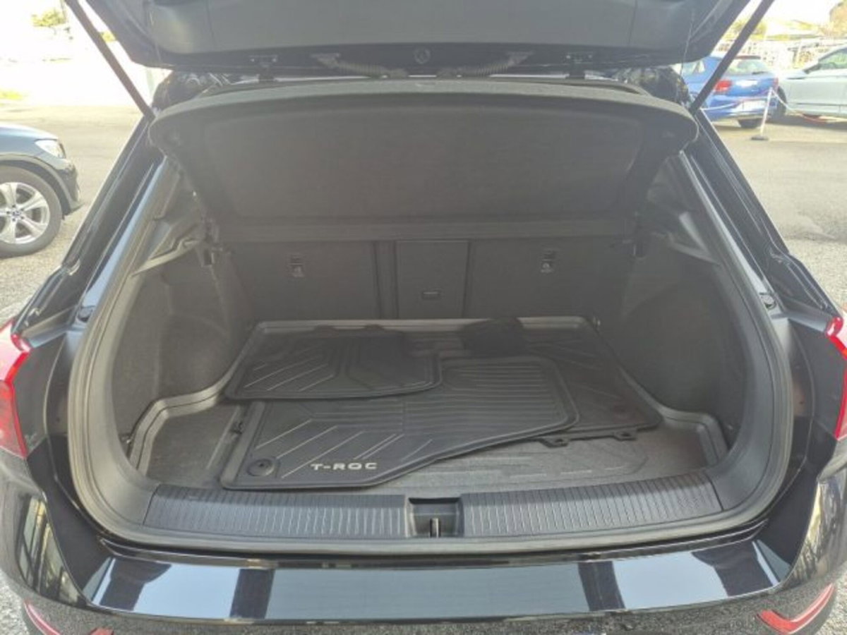 Volkswagen T-Roc 2.0 tdi Style 115cv (9)