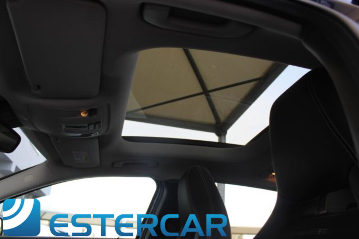 Mercedes-Benz GLA SUV 180 d Enduro (18)