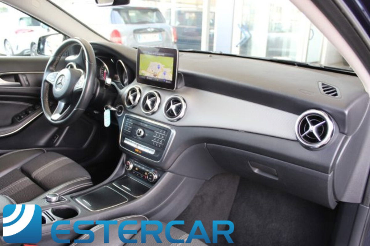 Mercedes-Benz GLA SUV 180 d Enduro (20)