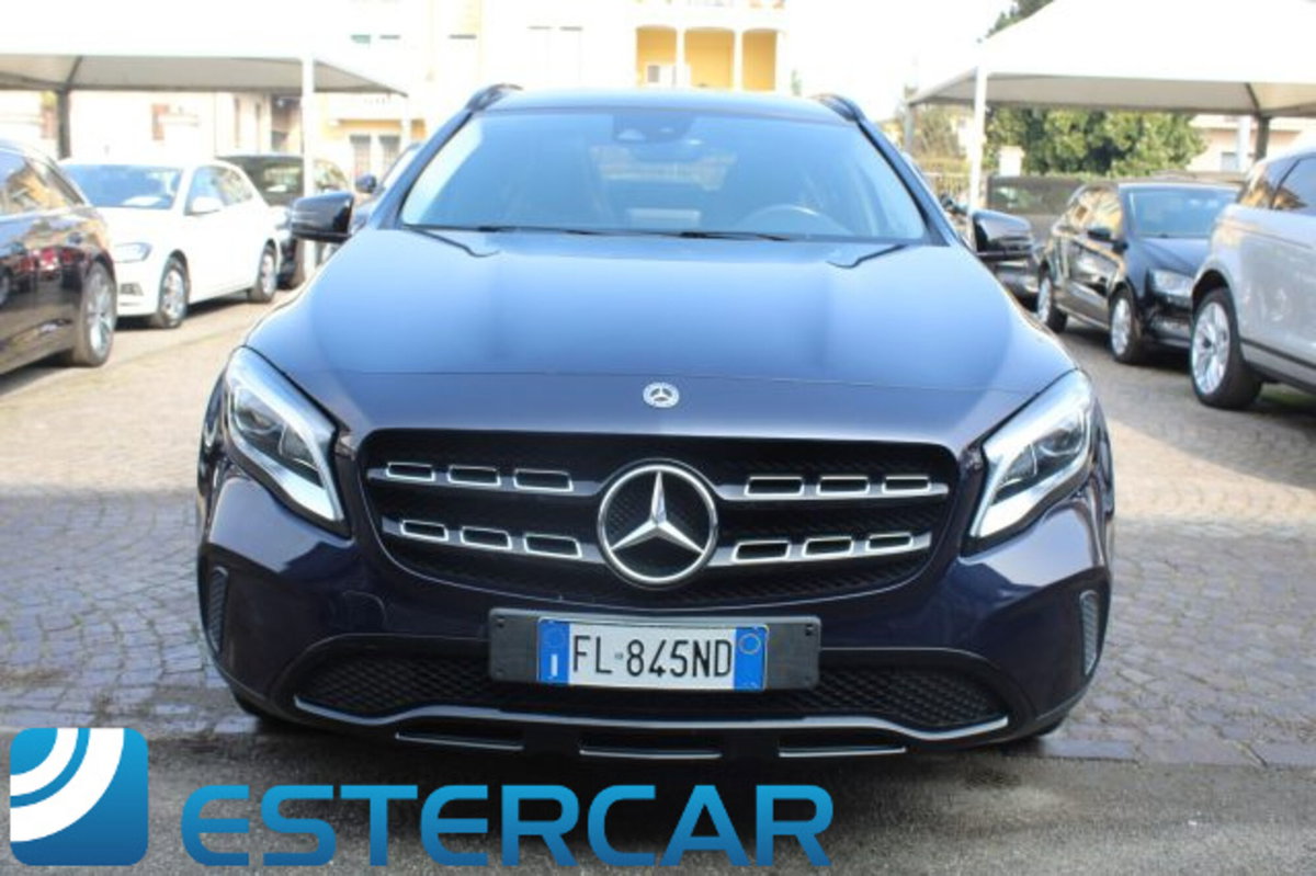 Mercedes-Benz GLA SUV 180 d Enduro (5)