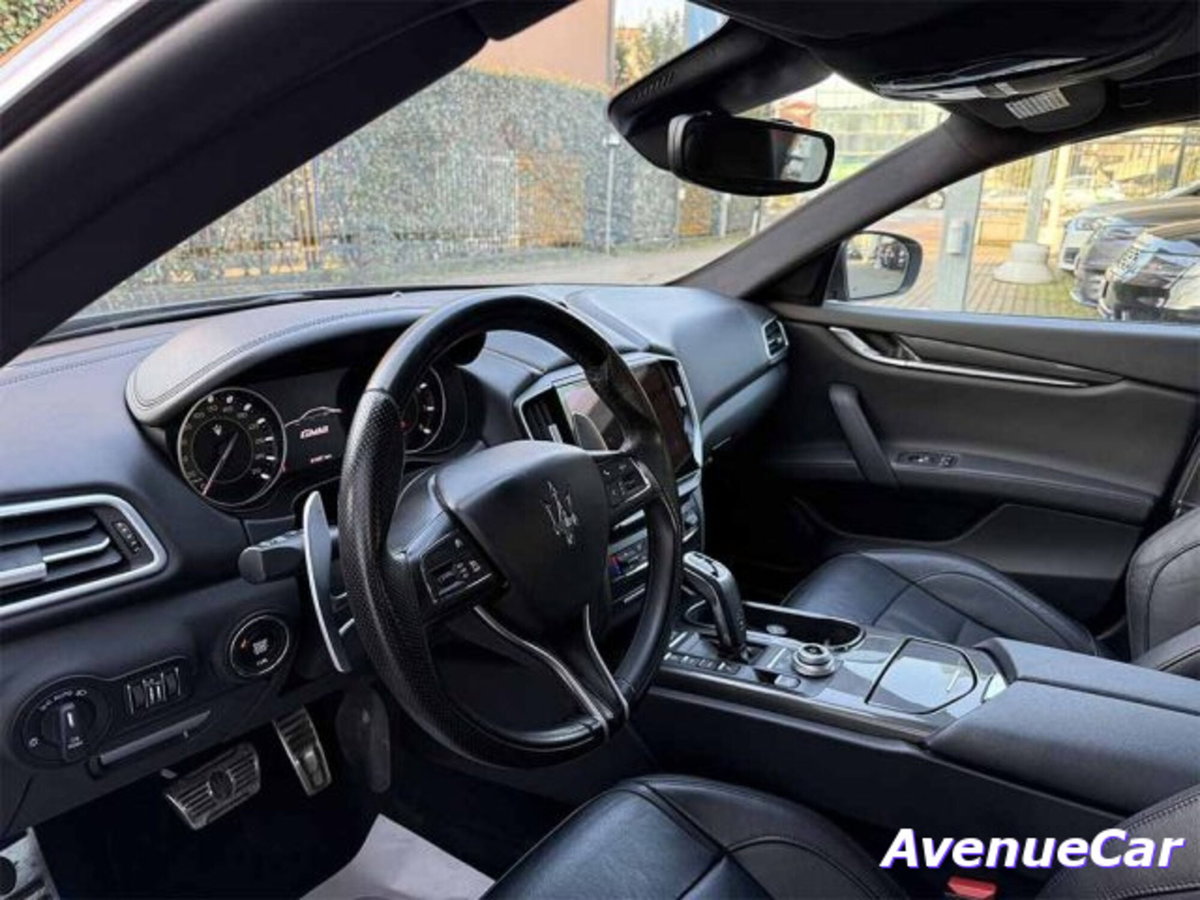 Maserati Ghibli Ghibli L4 330 CV MHEV Gransport (12)