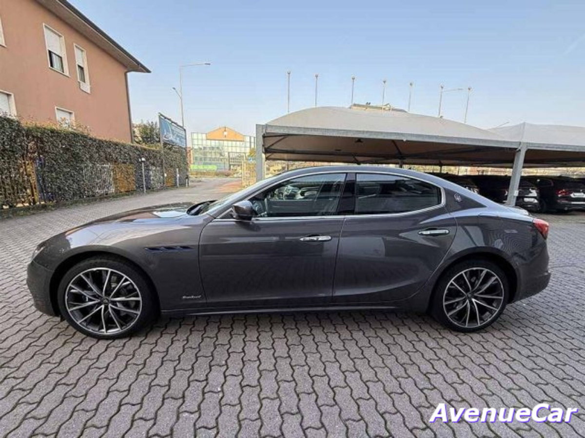 Maserati Ghibli Ghibli L4 330 CV MHEV Gransport (8)