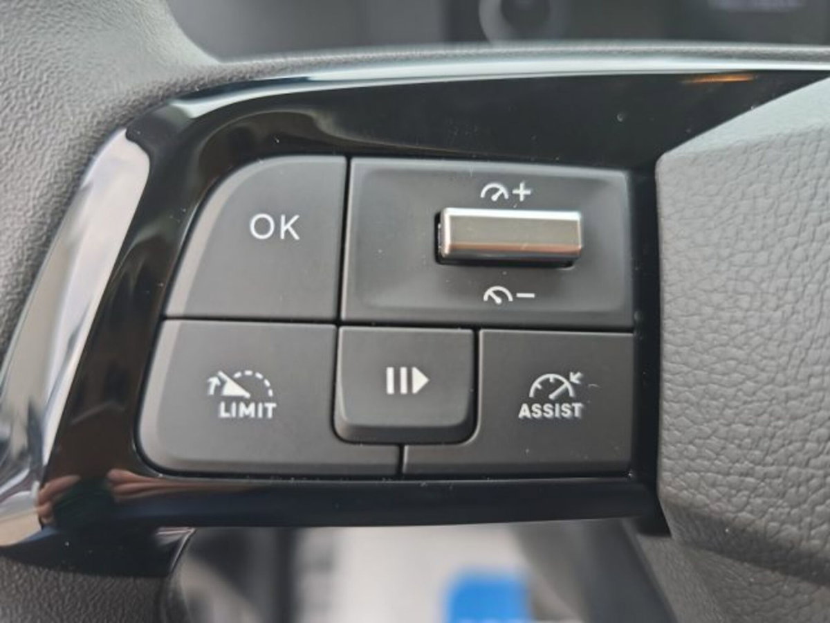 Peugeot Traveller BlueHDi 180 S&S EAT8 Long Active (16)