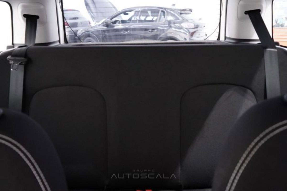 Fiat Panda 1.0 firefly hybrid Icon s&s 70cv (17)