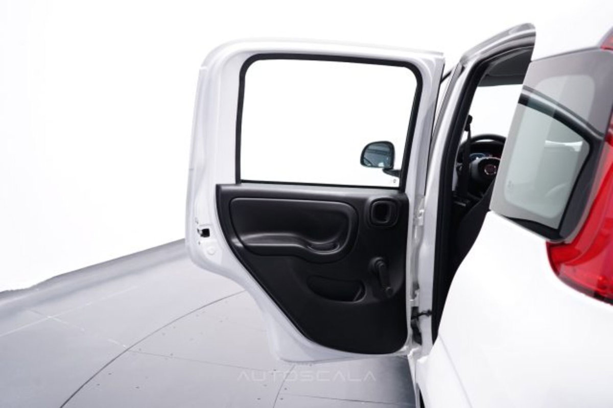 Fiat Panda 1.0 firefly hybrid Icon s&s 70cv (18)