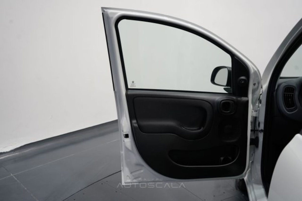 Fiat Panda 1.0 firefly hybrid Icon s&s 70cv (9)