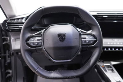 Peugeot 408 1.2 hybrid Allure 136cv e-dsc6 (13)