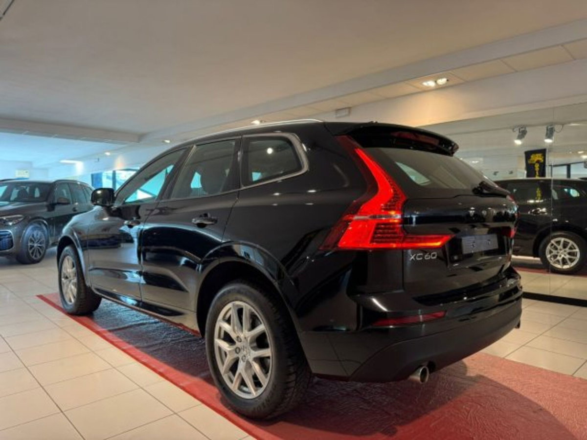Volvo XC60 2.0 b4 Essential auto (5)