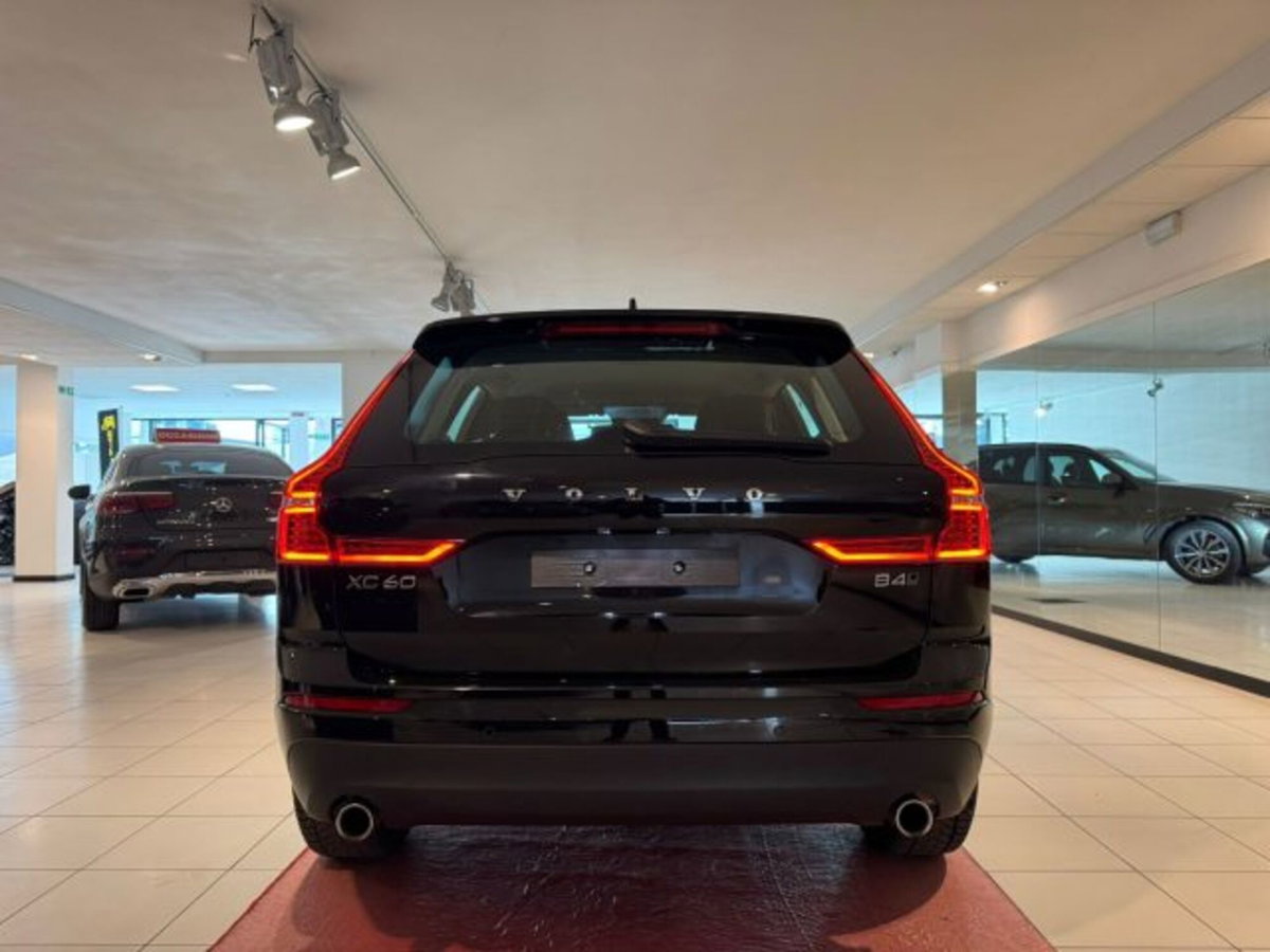Volvo XC60 2.0 b4 Essential auto (6)
