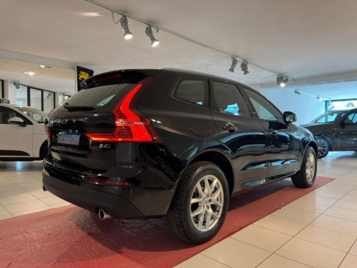 Volvo XC60 2.0 b4 Essential auto (7)