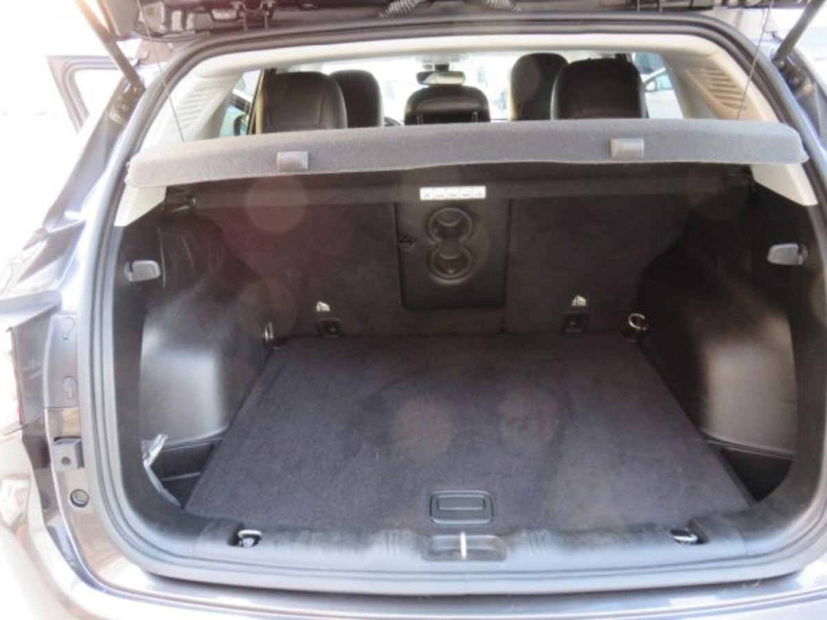 Jeep Compass 2.0 Multijet II aut. 4WD Limited (16)