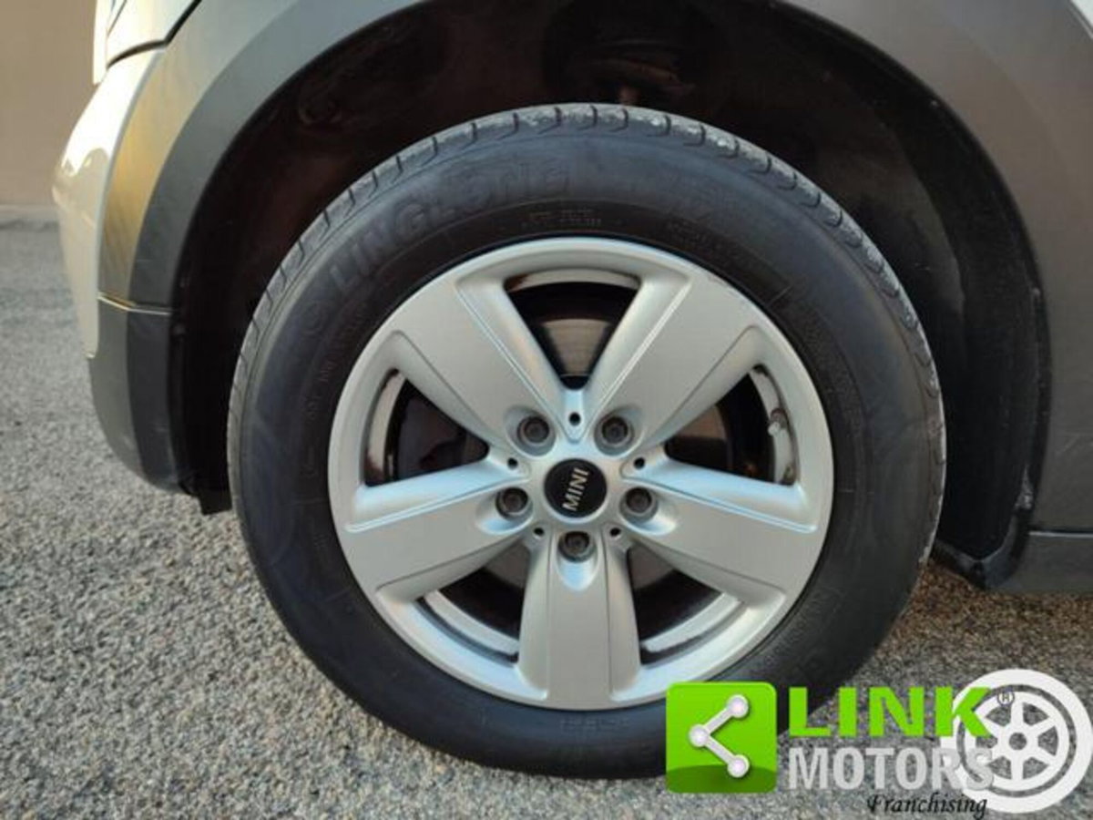 MINI Mini Countryman 1.6 Cooper D Business Countryman (11)