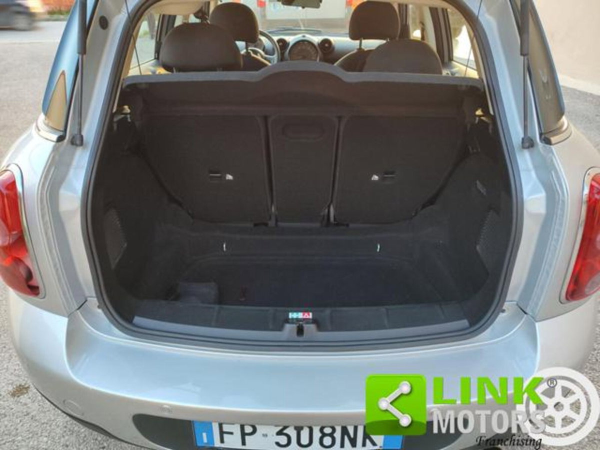 MINI Mini Countryman 1.6 Cooper D Business Countryman (15)