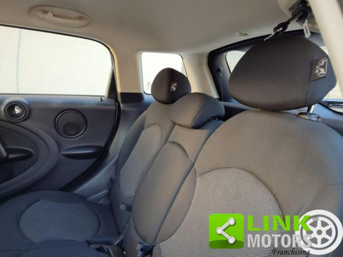 MINI Mini Countryman 1.6 Cooper D Business Countryman (18)