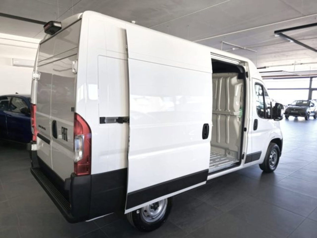 Fiat Ducato Furgone 35 LH2 2.2 mjt3 140cv AT9 serie 9 (5)