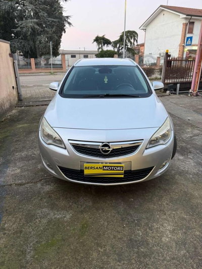 Opel Astra Station Wagon 1.7 CDTI 110CV Sports Cosmo (2)