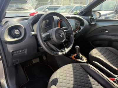 Toyota Aygo X 1.0 Lounge 72cv (10)