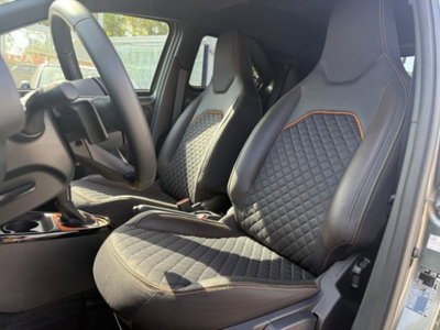 Toyota Aygo X 1.0 Lounge 72cv (9)