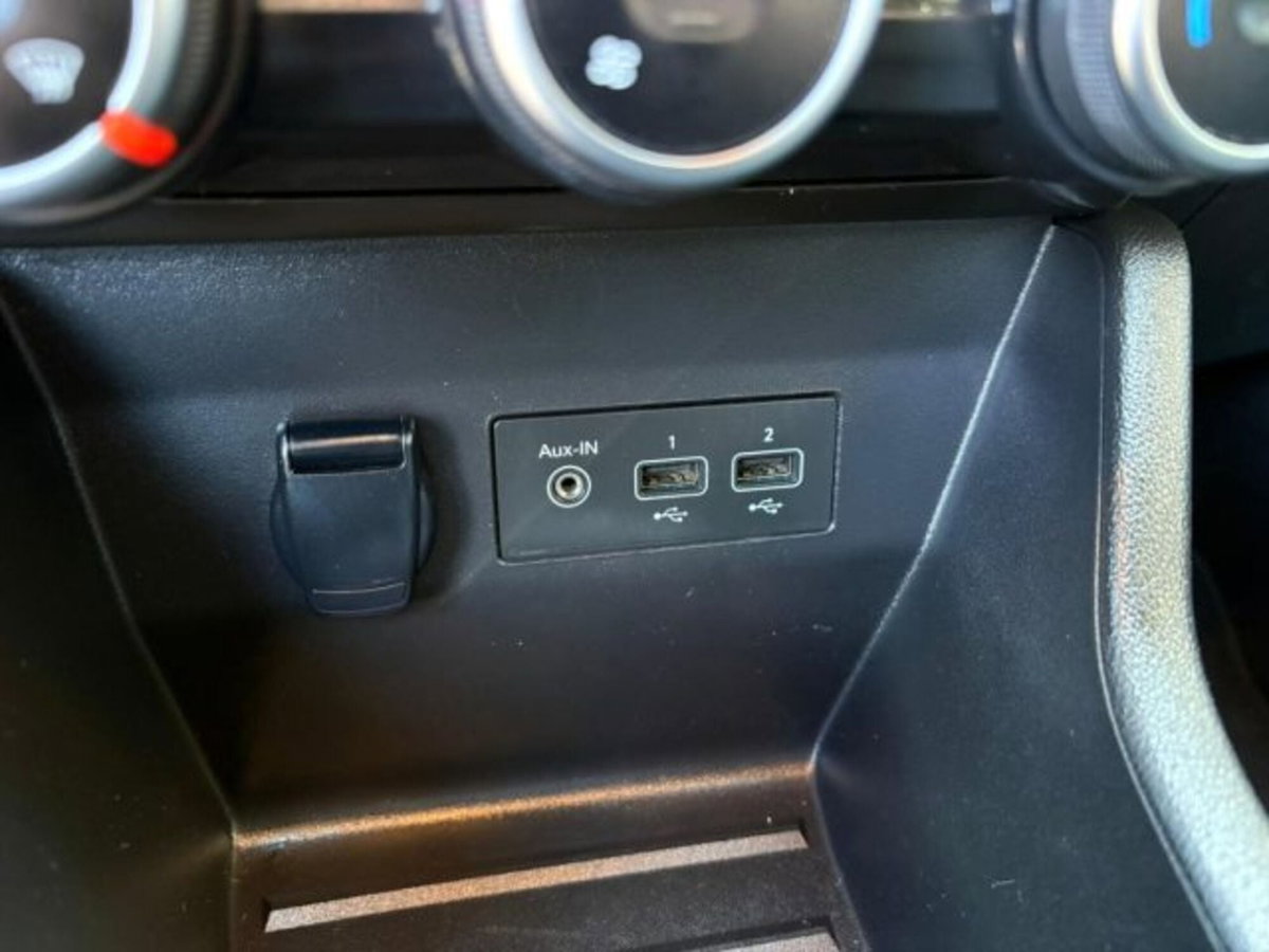 Renault Clio Blue dCi 85 CV 5 porte Zen (11)