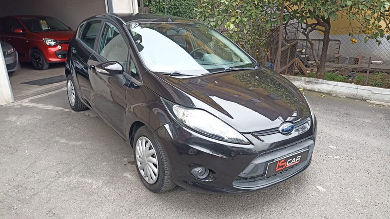 Ford Fiesta 1.4 TDCi 70CV 5 porte Titanium