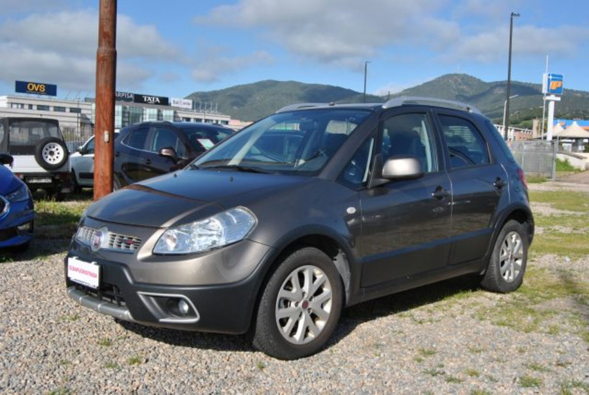 Fiat Sedici 2.0 MJT 16V DPF 4x2 Emotion (4)