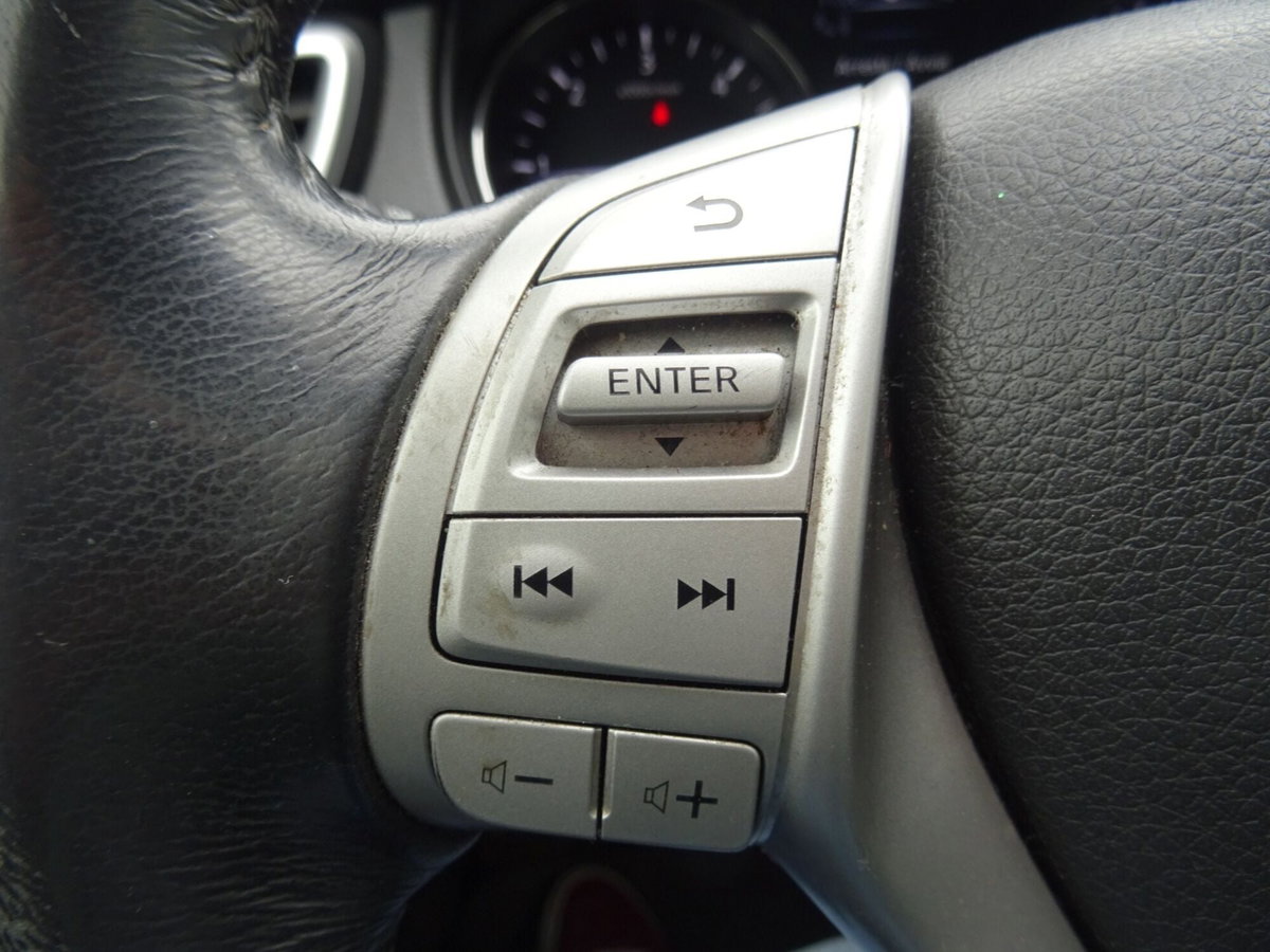 Nissan X-Trail 1.6 dCi 4WD Tekna (13)