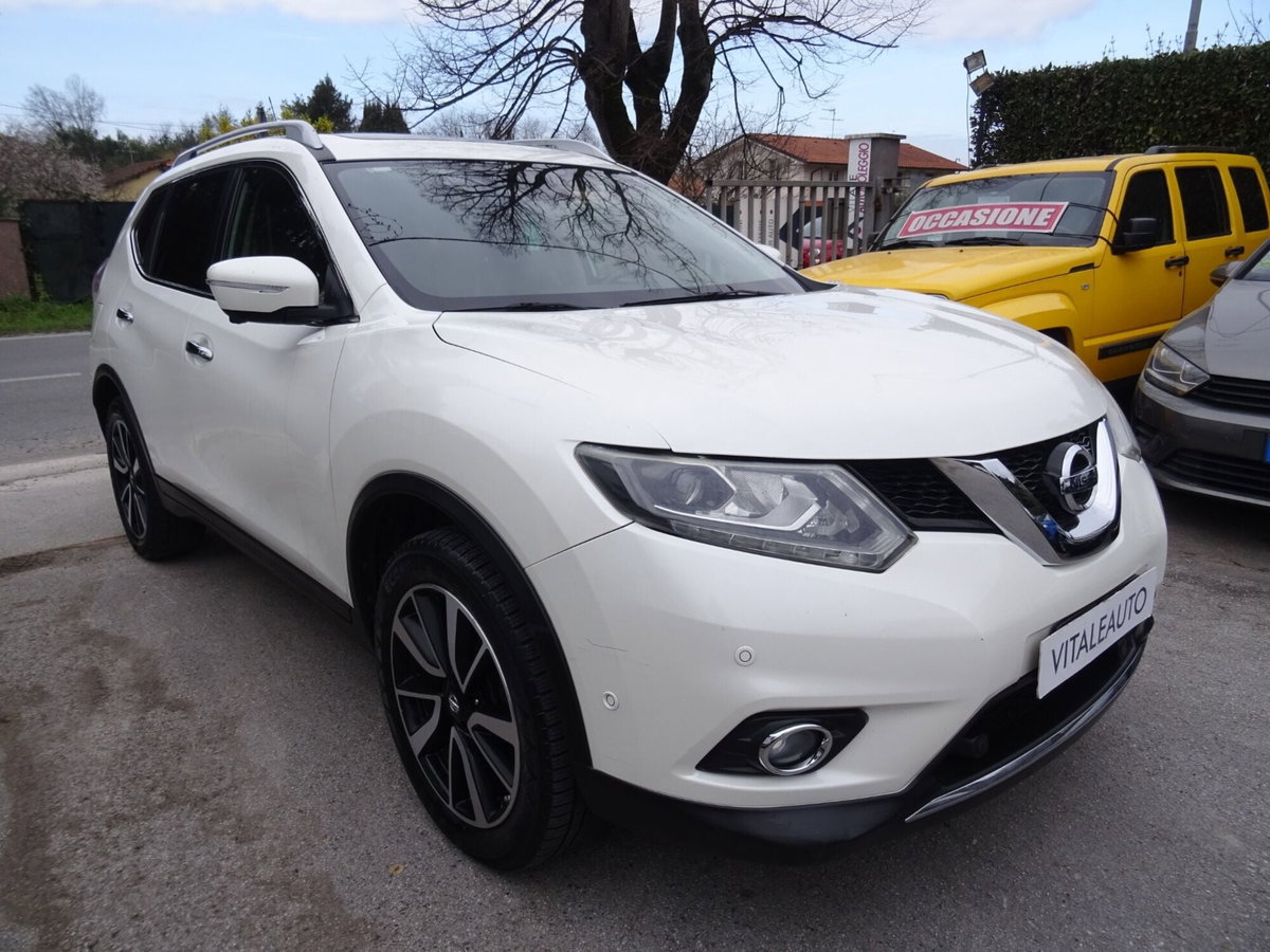 Nissan X-Trail 1.6 dCi 4WD Tekna (3)