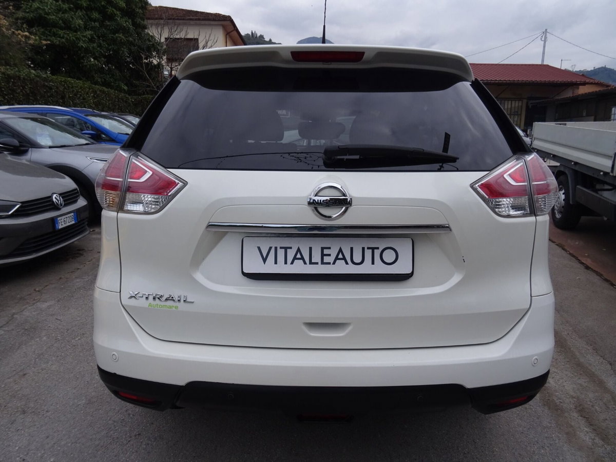 Nissan X-Trail 1.6 dCi 4WD Tekna (8)
