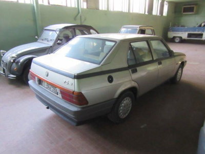 Alfa Romeo 75 1.6 (4)