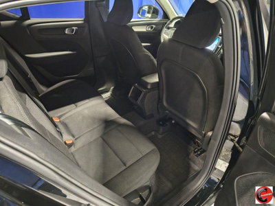 Volvo XC40 D3 AWD Momentum (10)