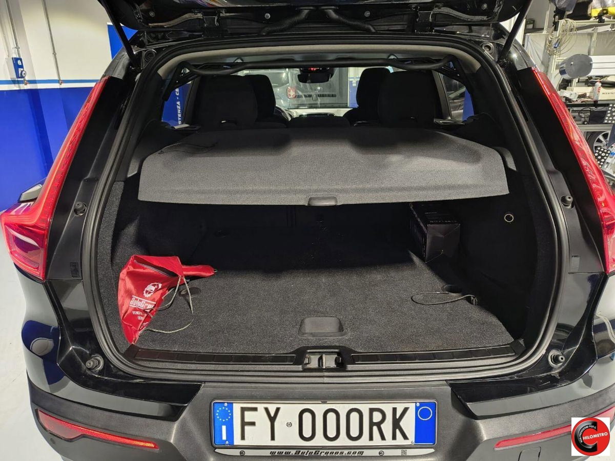 Volvo XC40 D3 AWD Momentum (13)