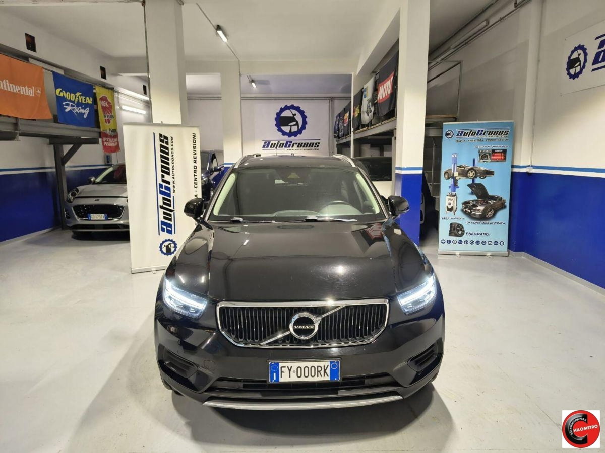 Volvo XC40 D3 AWD Momentum (2)