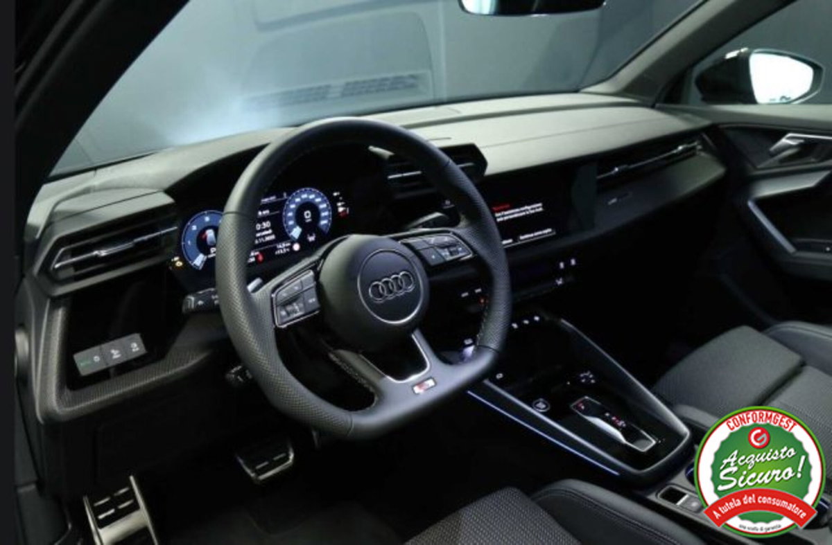 Audi A3 allstreet 2.0 tdi Identity Contrast 150cv s-tronic (13)