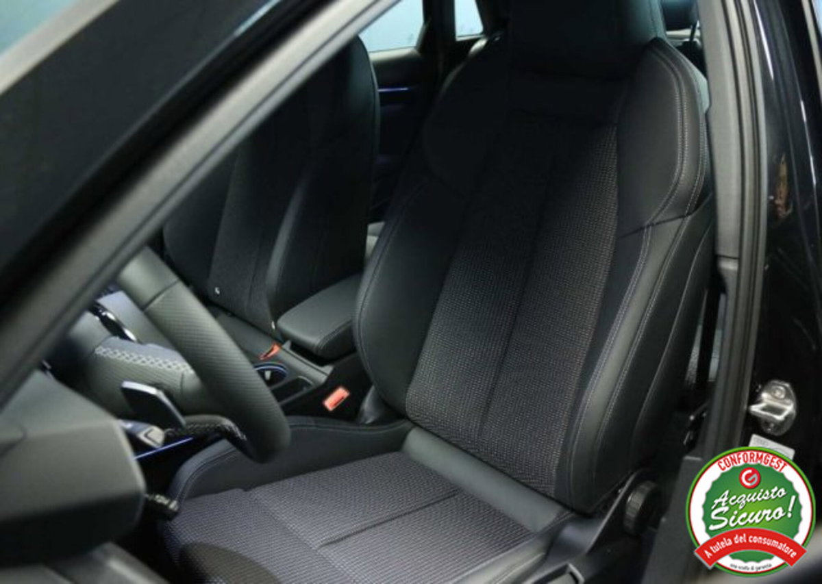 Audi A3 allstreet 2.0 tdi Identity Contrast 150cv s-tronic (14)