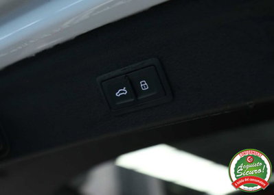 Audi Q3 35 2.0 tdi Identity Black s-tronic (15)