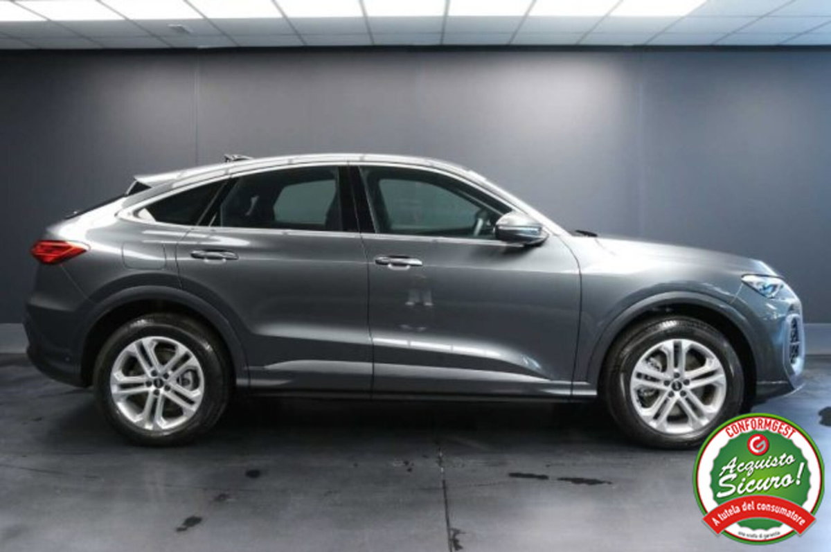 Audi Q5 Sportback 40 2.0 tdi mhev 12V S line Plus quattro s-tronic (8)
