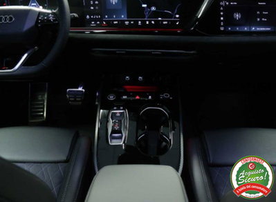 Audi A5 Avant 2.0 tfsi S line edition quattro 204cv s-tronic (16)